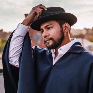 Meet your Posher, Diego